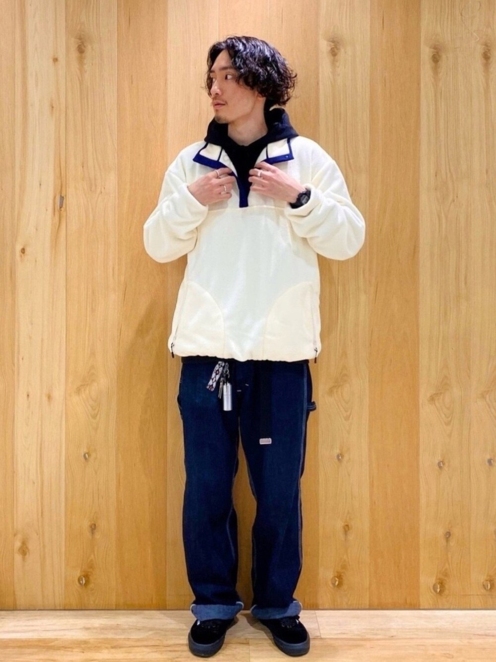 「フリース、秋冬コーデ、お洒落さんとつながりたい、ootd、カジュアルコーデ、ペインターパンツ、デニムコーデ、アウトドアスタイル、CAMP7、ゆるコーデ」｜「CAMP7の【CAMP7】スナップフリーストレーナー（ブルゾン、ホワイト系）」を使った、ｻｻﾏ さん（メンズ・175cm）の秋コーディネートの1枚目の写真
