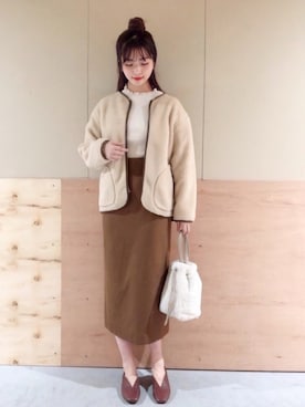 「earth music&ecology（アースミュージックアンドエコロジー）のパイピングボアコート(ショート) ＊（ブルゾン）」を使った、NATSUKI SATOさん（レディース・162cm）の秋コーディネート