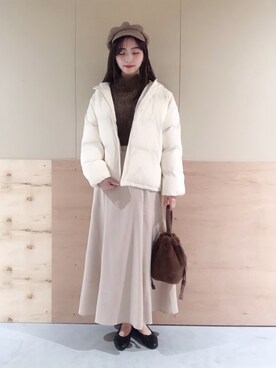 「earth music&ecology（アースミュージックアンドエコロジー）のパウダー綿ショートブルゾン　＊（ブルゾン）」を使った、NATSUKI SATOさん（レディース・162cm）の冬コーディネート