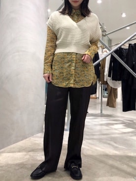 「イエローコーデ」｜「アイテム（スリッポン）」を使った、NATSUKI SATOさん（レディース・162cm）の春コーディネート
