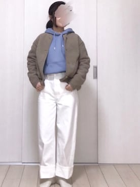 「UNIQLO（ユニクロ）のハイライズワイドストレートジーンズ（デニムパンツ）」を使った、fufufuさん（レディース・157cm）の冬コーディネート