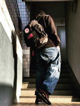 「MARITHE + FRANCOIS GIRBAUD（マリテフランソワジルボー）のアイテム（パンツ）」を使った、からマルさん（メンズ・175cm）の春コーディネート