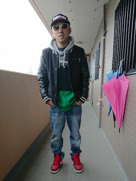 「no brand（ノーブランド）のアイテム（スタジャン）」を使った、浦和人さん（メンズ・163cm）の春コーディネート