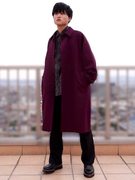 「パイソン柄」｜「アイテム（ステンカラーコート）」を使った、嗣(Tsugu)さん（メンズ・169cm）の秋コーディネート