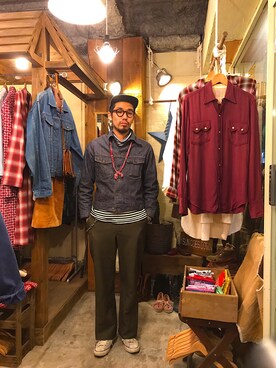 「VINTAGE（ヴィンテージ）のアイテム（デニムジャケット、ブルー系）」を使った、Hirokazu Kodamaさん（メンズ・178cm）の冬コーディネート