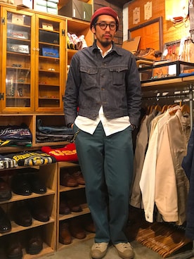 「TSGDのアイテム（ニットキャップ/ビーニー、レッド系）」を使った、Hirokazu Kodamaさん（メンズ・178cm）の春コーディネート