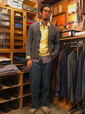 「VINTAGE（ヴィンテージ）のアイテム（テーラードジャケット、グレー系）」を使った、Hirokazu Kodamaさん（メンズ・178cm）の春コーディネート