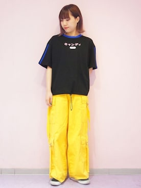 「アイテム（カーゴパンツ、イエロー系）」を使った、CandyStripperさん（レディース・159cm）の春コーディネート