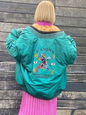 「刺繍」｜「アイテム（MA-1）」を使った、CandyStripperさん（レディース・162cm）の秋コーディネート