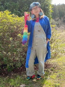 「OSHKOSH（オシュコシュ）のアイテム（サロペット/オーバーオール）」を使った、みーこさん（レディース・157cm）の春コーディネート