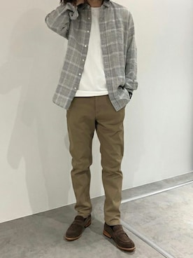 「NANO universe（ナノユニバース）のアイテム（チノパンツ）」を使った、nano・universe men's STAFFさん（メンズ・173cm）の春コーディネート