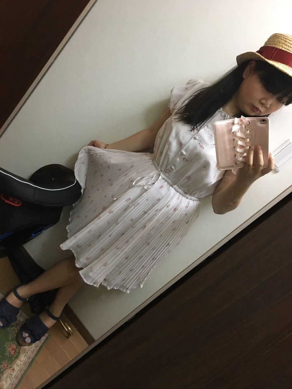 「MAJESTIC LEGON、Ank Rouge、Ank Rougeオリジナル柄、大学生、学生最後の夏休み」｜「Ank Rougeのアイテム（ワンピース、ピンク系）」を使った、funamonさん（レディース・151cm）の夏コーディネートの1枚目の写真