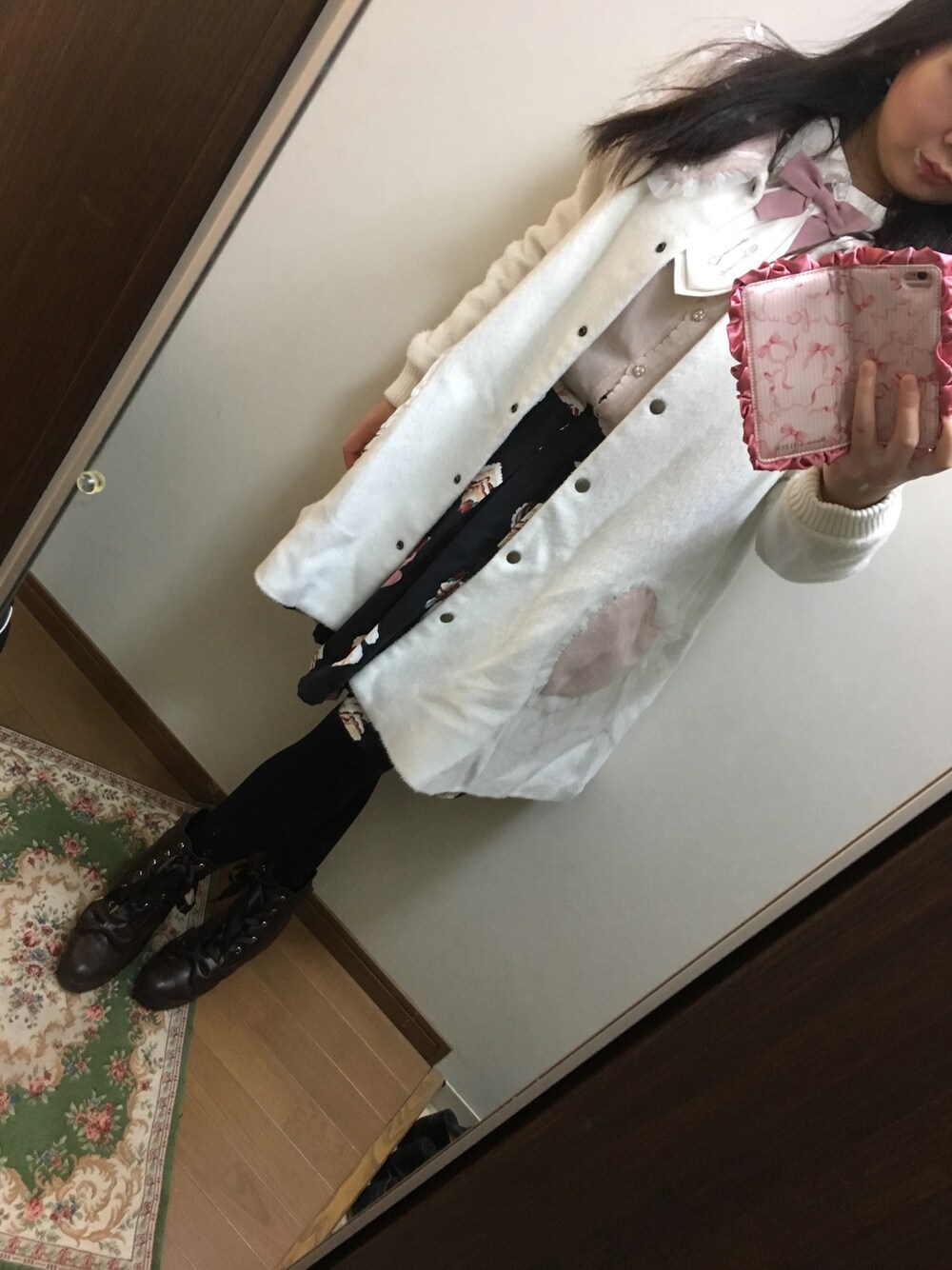「Ank Rouge、LODISPOTTO、ほぼ全身Ank Rouge、Ank Rouge大好き、Ank Rougeオリジナル柄、ウィンターケーキ柄、大学生、色彩検定」｜「Ank Rougeのアイテム（スカート、ブラック系）」を使った、funamonさん（レディース・151cm）の秋コーディネートの1枚目の写真