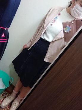 「MAJESTIC LEGON（マジェスティックレゴン）のアイテム（ライダースジャケット）」を使った、funamonさん（レディース・152cm）の春コーディネート