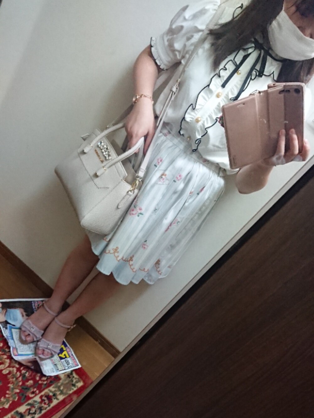 「全身Ank Rouge、ホテルでアフタヌーンティー、ティーカップ柄スカート、Ank Rouge、LODISPOTTO、JILL by Jillstuart、Ank Rougeオリジナル柄」｜「Ank Rougeのアイテム（スカート、ブルー系）」を使った、funamonさん（レディース・152cm）の夏コーディネートの1枚目の写真