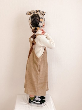 「coca（coca）（コカ）のアイテム（オールインワン・サロペット）」を使った、ɴɪᴄᴏ.ᴀʏᴀさん（キッズ・100cm）の冬コーディネート