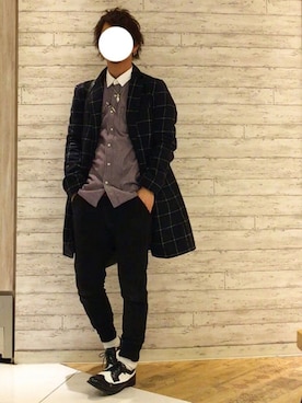 「美容師」｜「アイテム（チェスターコート）」を使った、ともさん（メンズ・164cm）の冬コーディネート