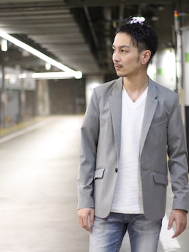 「GOSTAR DE FUGA（ゴスタール ジフーガ）のアイテム（テーラードジャケット）」を使った、yu-shinogiさん（メンズ・170cm）の冬コーディネート