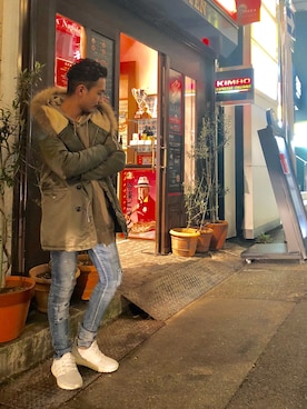 「GOSTAR DE FUGA（ゴスタール ジフーガ）のアイテム（ミリタリージャケット）」を使った、yu-shinogiさん（メンズ・170cm）の冬コーディネート