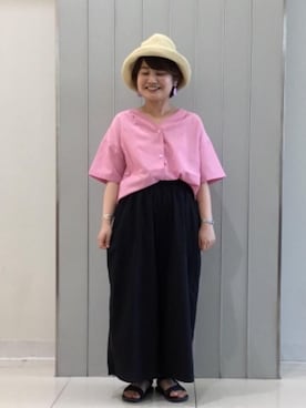 「インドコットン」｜「アイテム（帽子）」を使った、coen たむらさん（レディース・155cm）の夏コーディネート