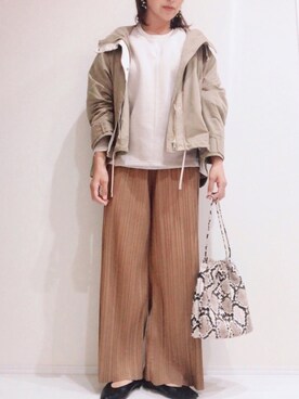 𝐦𝐚𝐱𝐡𝐨𝐧𝐞𝐲さん（レディース・160cm）の春コーディネート