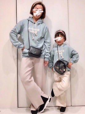 「c.u.l（シーユーエル）のアイテム（シューズ）」を使った、𝐦𝐚𝐱𝐡𝐨𝐧𝐞𝐲さん（レディース・160cm）の秋コーディネート