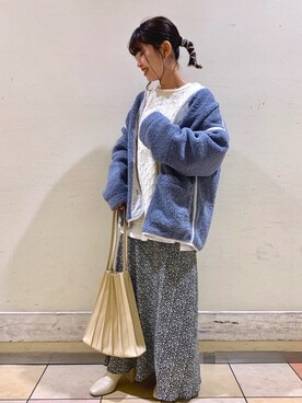 「サックスブルー」｜「アイテム（ブルゾン）」を使った、wataseさん（レディース・154cm）の冬コーディネート