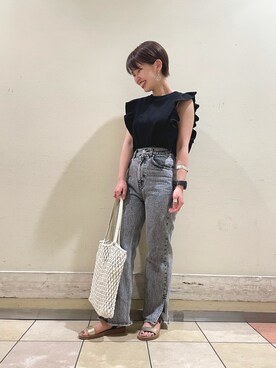 「アイテム（サンダル、ゴールド系）」を使った、wataseさん（レディース・155cm）の春コーディネート