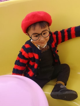 「MR（まる）のアイテム（帽子）」を使った、たろうさん（キッズ・80cm）の秋コーディネート