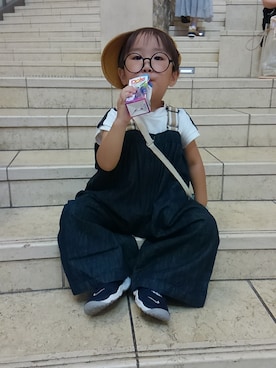 「白トップス」｜「アイテム（サロペット/オーバーオール）」を使った、たろうさん（キッズ・90cm）の夏コーディネート