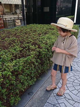 「eLfinFolk（エルフィンフォルク）のアイテム（パンツ）」を使った、たろうさん（キッズ・100cm）の秋コーディネート