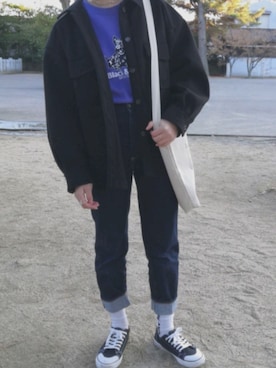 「ハイウエストストレートジーンズ」｜mnさん（レディース・165cm）の冬コーディネート