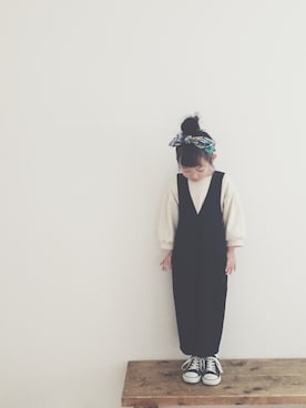 「オールスター」｜「アイテム（つなぎ/オールインワン）」を使った、keemiiiiiさん（キッズ・110cm）の冬コーディネート
