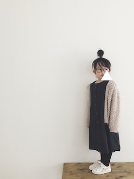 「PUMA × tinycottons （プーマ x タイニーコットン）のアイテム」を使った、keemiiiiiさん（キッズ・110cm）の春コーディネート