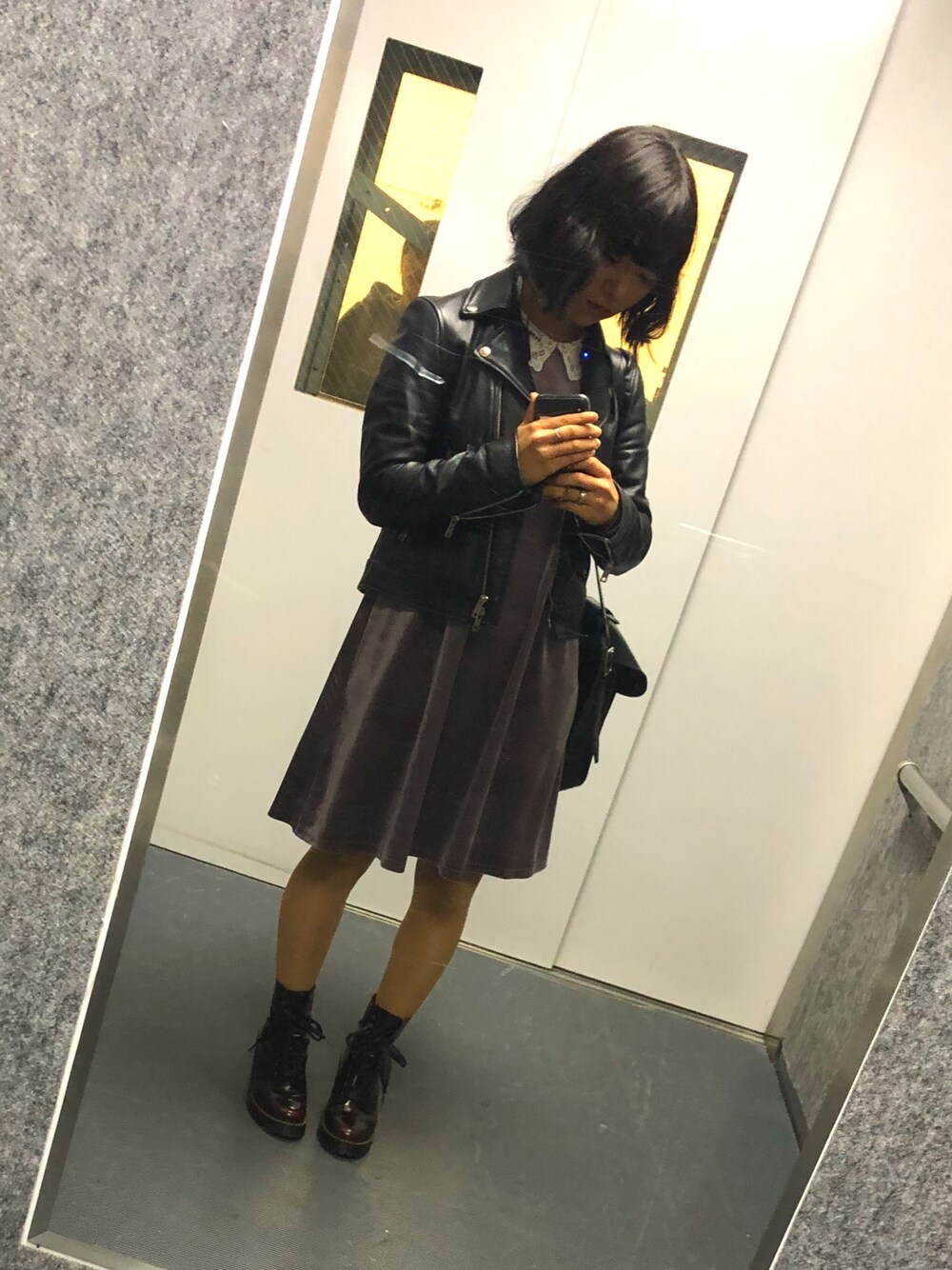 「Dr.Martens、merry jenny、ガーリー、秋コーデ」｜「UNITED TOKYOのアイテム（ライダースジャケット、ブラック系）」を使った、ringoさん（レディース・157cm）の秋コーディネートの1枚目の写真