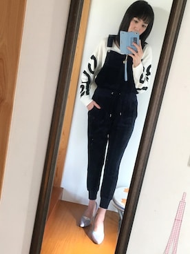 「ロゴニット」｜「アイテム（サロペット/オーバーオール）」を使った、kayocchiさん（レディース・163cm）の冬コーディネート