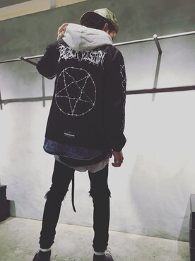「NO ID.（ノーアイディ）のアイテム（その他アウター）」を使った、Toshihaya Naruseさん（メンズ・176cm）の春コーディネート