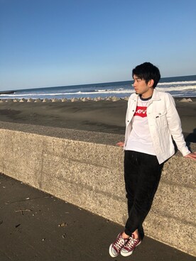 「BAYFLOW(BAYFLOW)」｜「アイテム（デニムジャケット）」を使った、Reiichi Okadaさん（メンズ・170cm）の春コーディネート