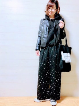 「ドットパンツ」｜「アイテム（ライダースジャケット）」を使った、maricocoさん（レディース・160cm）の冬コーディネート