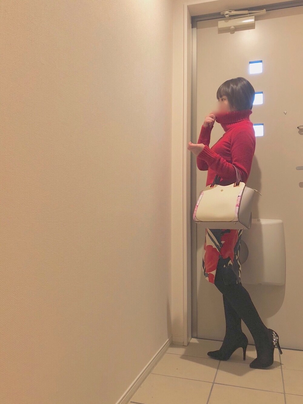 「ootd、大人ガーリー、大人コーデ、オフィスカジュアル、冬、fashion」｜「DIANAのアイテム（パンプス、ブラック系）」を使った、hannaさん（レディース・149cm）の冬コーディネートの1枚目の写真