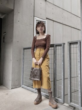 「STYLENANDA（スタイルナンダ）のアイテム（Tシャツ/カットソー）」を使った、wenさん（レディース・155cm）の秋コーディネート