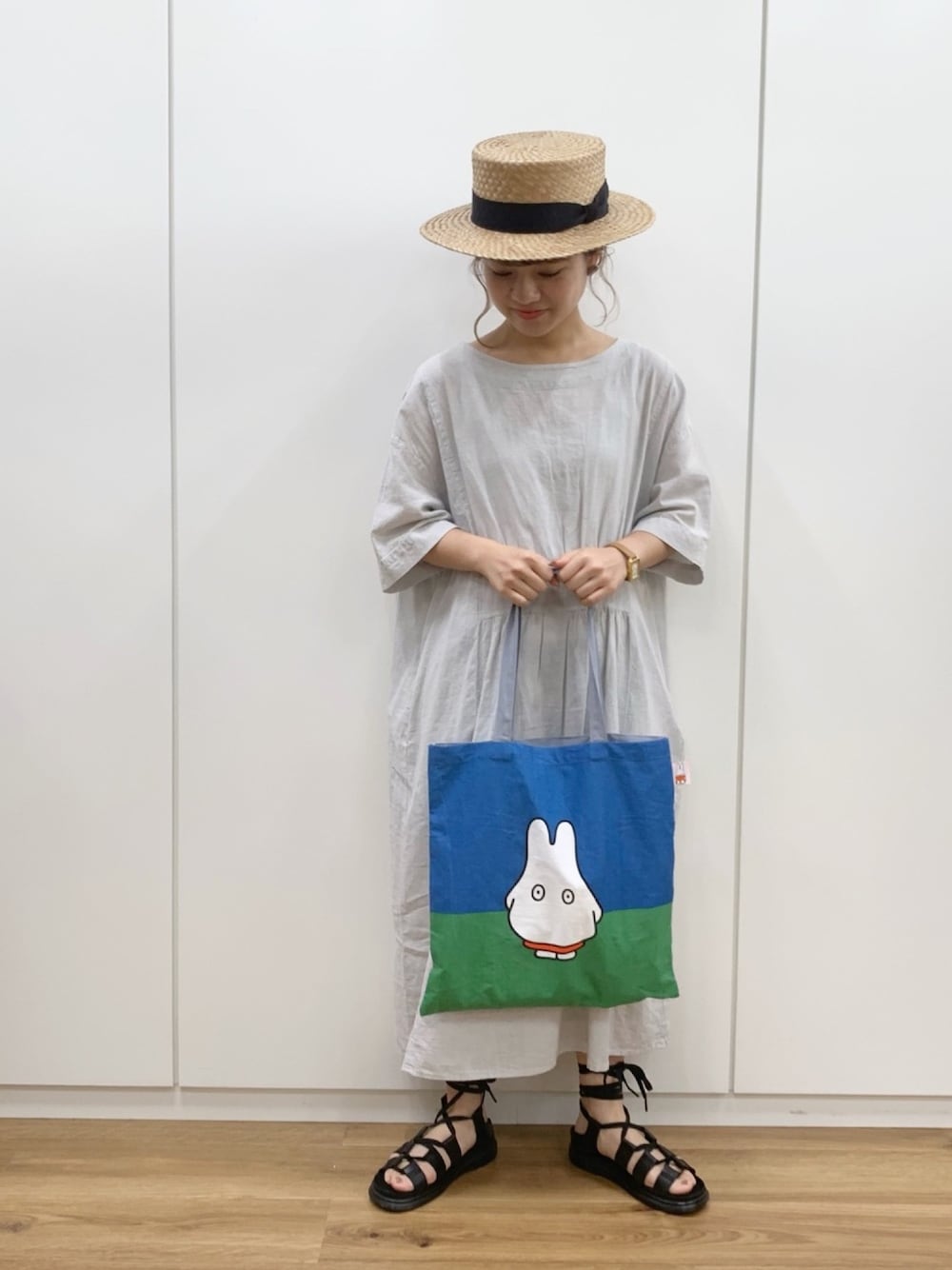「シンプルコーデ、カジュアルコーデ、オトナカジュアル、summer、プチプラ、カンカン帽、スタジオクリップ、スタディオクリップ(studio CLIP)、低身長、おちびさん」｜「studio CLIPの綿麻ウエスト切り替えワンピース（ワンピース、グレー系）」を使った、studio CLIP saitoさん（レディース・148cm）の夏コーディネートの1枚目の写真
