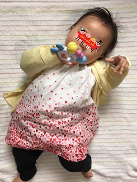 「へんなポーズ」｜じゃすみんさん（キッズ・60cm）の春コーディネート