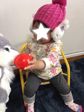 「KP（ケーピー）のアイテム（帽子）」を使った、じゃすみんさん（キッズ・70cm）の秋コーディネート