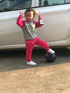 「NIKE（ナイキ）のアイテム（その他）」を使った、紫苏妹妹さん（キッズ・100cm）の秋コーディネート