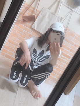 Adidas アディダス のビーチサンダルを使ったレディース人気ファッションコーディネート Wear Adidas アディダス のビーチサンダルを使ったレディース人気ファッションコーディネート Wear