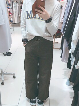 「RAY CASSIN（レイカズン）のアイテム（スウェット）」を使った、chihiroさん（レディース・162cm）の冬コーディネート