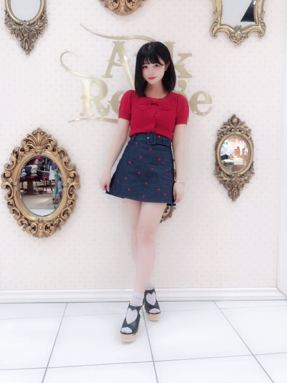 「アンクルージュ、ankrouge、ハートドット、リボン、台形ｽｶｰﾄ」｜「Ank Rougeのアイテム（デニムスカート、ブルー系）」を使った、yukaさん（レディース・161cm）の春コーディネートの1枚目の写真
