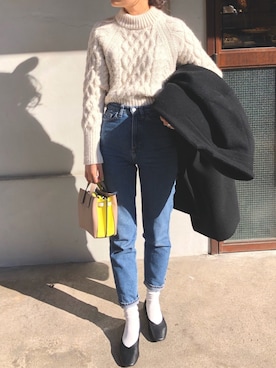 「LOWRYS FARM（ローリーズファーム）のアイテム（バレエシューズ、ブラック系）」を使った、pikaさん（レディース・163cm）の冬コーディネート