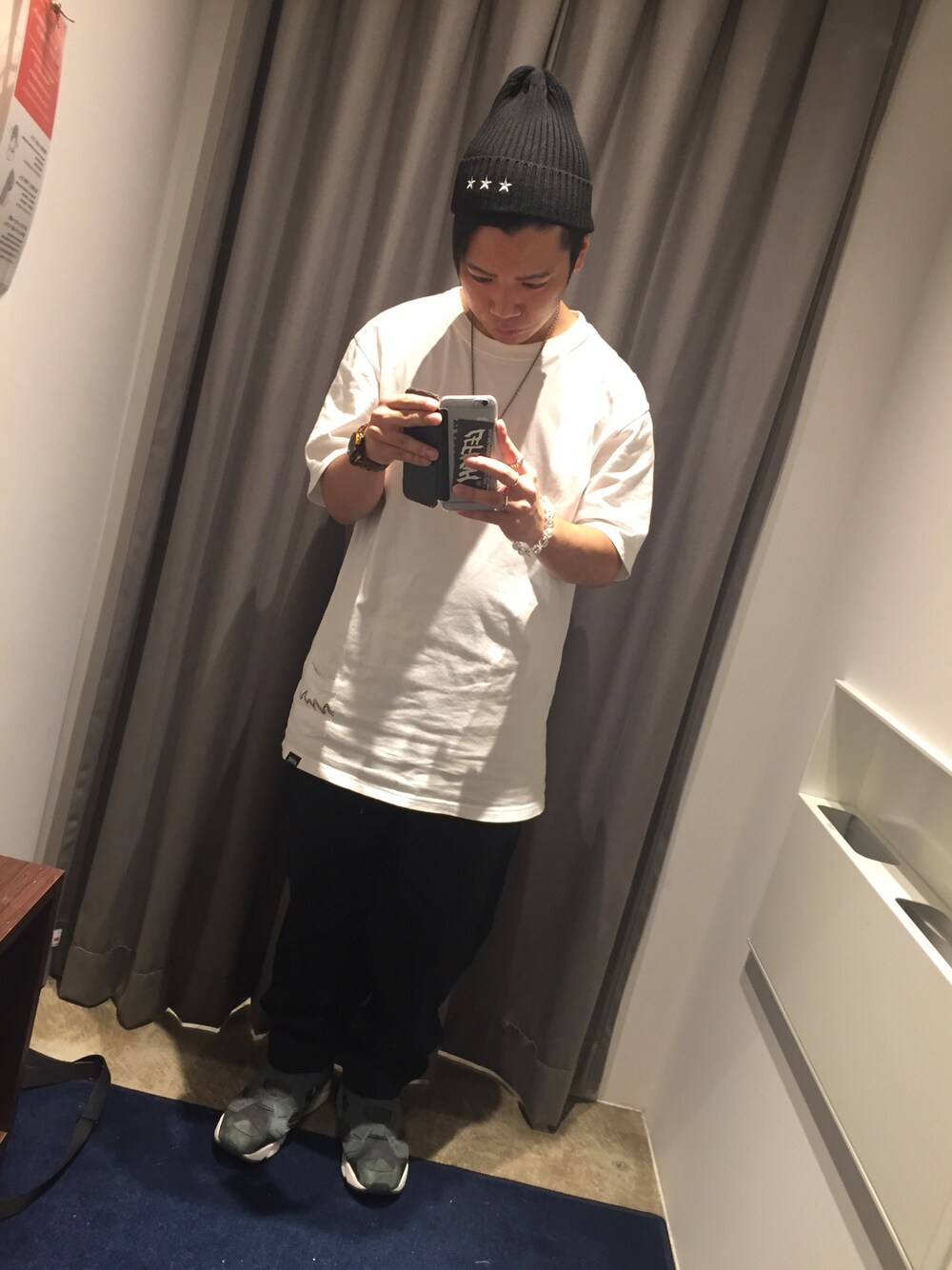 「シンプル、summer、低身長、streetfashion、ストリート、インスタポンプフューリー、Tシャツ、streetstyle、スニーカー」｜「LEFLAHのアイテム（Tシャツ/カットソー、ホワイト系）」を使った、M4S4T0さん（メンズ・160cm）の夏コーディネートの1枚目の写真